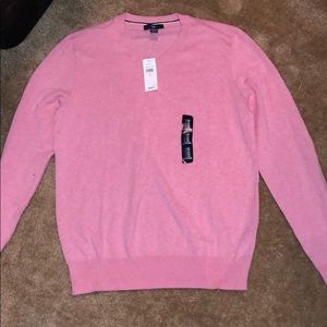Gap sweater